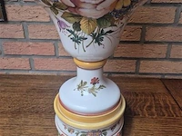 Grote dekselvaas op voet h 62cm b 25cm - afbeelding 3 van  4