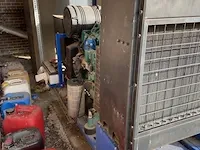 Grote dieselgenerator - afbeelding 3 van  18