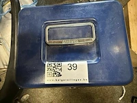 Grote glaswerktafel met alle materialen - afbeelding 6 van  6