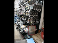 Grote hoeveelheid zakken honden- en kattenvoer met display purina proplan - afbeelding 9 van  17