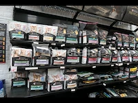 Grote hoeveelheid zakken honden- en kattenvoer met display purina proplan - afbeelding 12 van  17