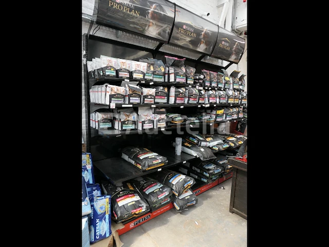 Grote hoeveelheid zakken honden- en kattenvoer met display purina proplan - afbeelding 13 van  17