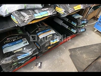 Grote hoeveelheid zakken honden- en kattenvoer met display purina proplan - afbeelding 14 van  17