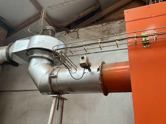 Grote houtbrander/verbrandingsoven nn met afvoerbuis - afbeelding 21 van  21