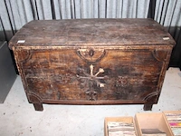 Grote houten koffer - afbeelding 1 van  3