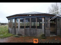 Grote houten tuinpaviljoen