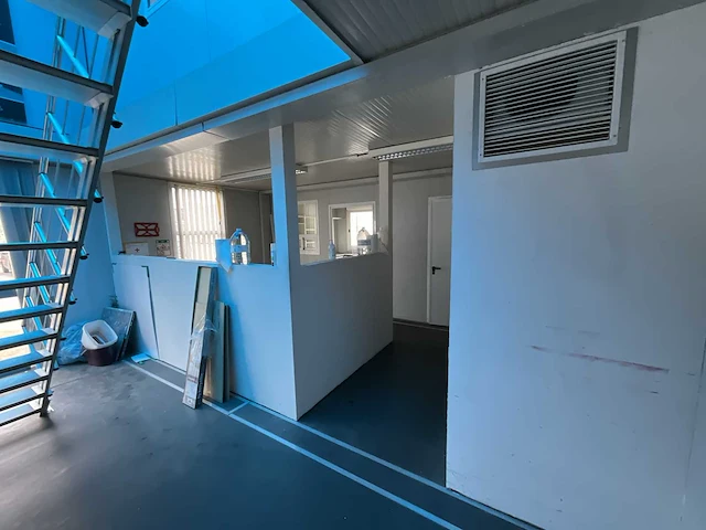 Grote kantoorunit bestaande uit 12 units - afbeelding 9 van  35