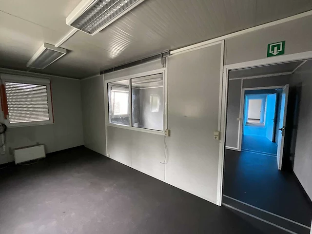 Grote kantoorunit bestaande uit 12 units - afbeelding 22 van  35