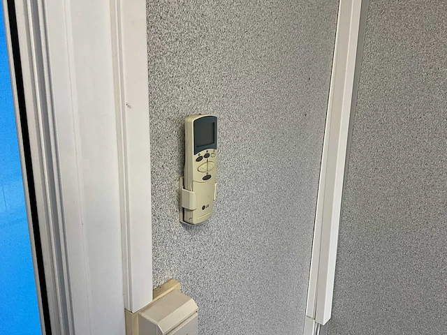 Grote kantoorunit bestaande uit 12 units - afbeelding 27 van  35