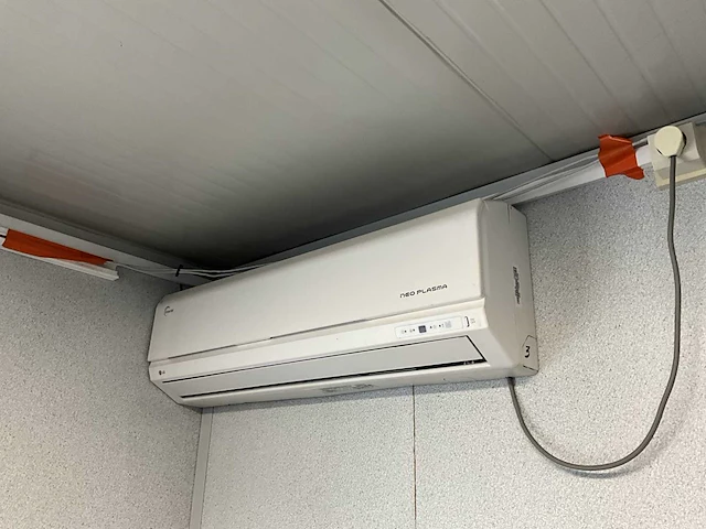Grote kantoorunit bestaande uit 12 units - afbeelding 29 van  35