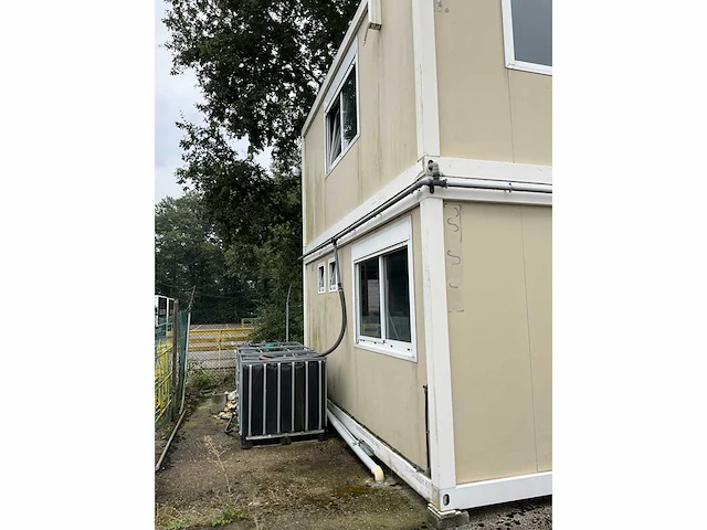 Grote kantoorunit bestaande uit 12 units - afbeelding 33 van  35
