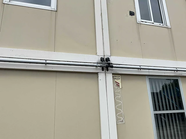 Grote kantoorunit bestaande uit 12 units - afbeelding 34 van  35