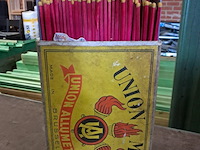 Grote luciferdoos union match vol ( 320 mm op 190 mm ) - afbeelding 2 van  2