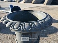 Grote metalen siervaas - afbeelding 3 van  6