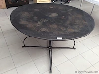 Grote metalen tafel - afbeelding 1 van  3