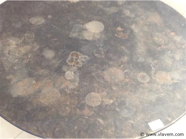 Grote metalen tafel - afbeelding 2 van  3