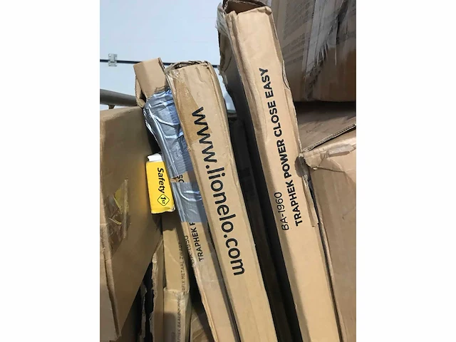 Grote mixpartij baby artikelen 35 pallets - afbeelding 21 van  62