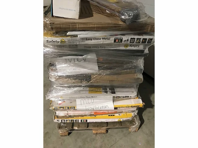 Grote mixpartij baby artikelen 35 pallets - afbeelding 50 van  62