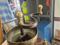 Grote oude koffiemolen - afbeelding 3 van  3