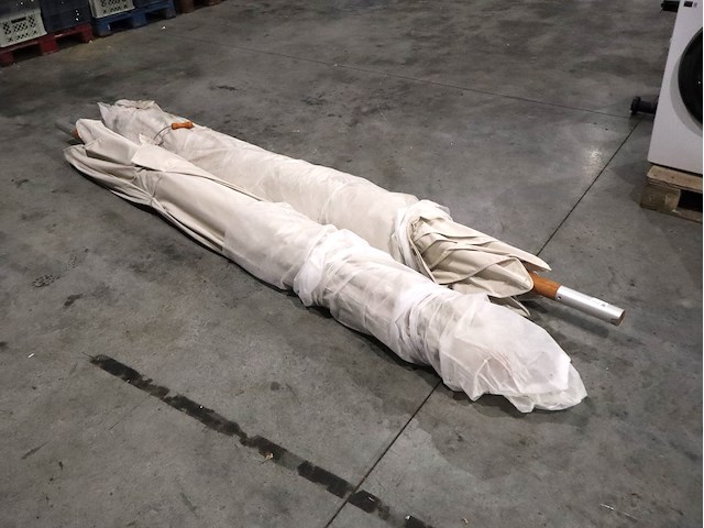 Grote parasol - afbeelding 1 van  4