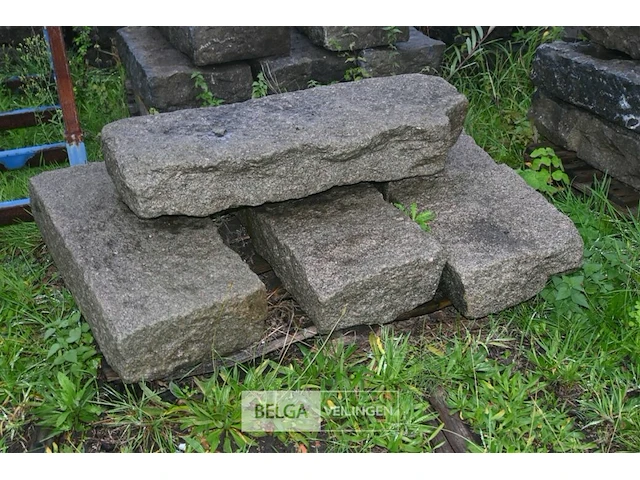 Grote partij arduin / blauwe hardsteen - afbeelding 2 van  11