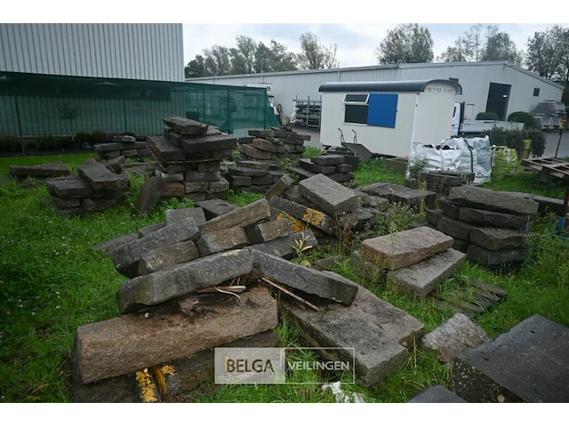 Grote partij arduin / blauwe hardsteen - afbeelding 3 van  11