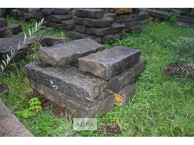 Grote partij arduin / blauwe hardsteen - afbeelding 4 van  11