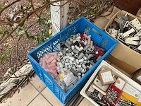 Grote partij bevestigingsmateriaal - afbeelding 2 van  7