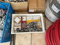 Grote partij bevestigingsmateriaal - afbeelding 3 van  7