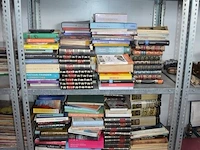 Grote partij boeken - afbeelding 1 van  5