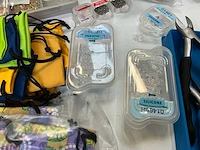 Grote partij brillen accessoires - afbeelding 7 van  18