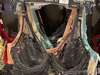 Grote partij dameslingerie chantelle, prima donna, triumph - afbeelding 14 van  47