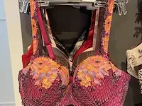 Grote partij dameslingerie chantelle, prima donna, triumph - afbeelding 18 van  47