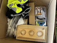 Grote partij dieren en tuintoebehoren - afbeelding 4 van  9