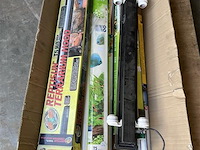 Grote partij dieren en tuintoebehoren - afbeelding 8 van  9