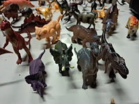 Grote partij dinosaurussen en andere dieren 42 stuks - afbeelding 7 van  7