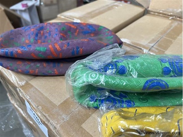 Grote partij div. ballen, 8,5 inch - afbeelding 2 van  4