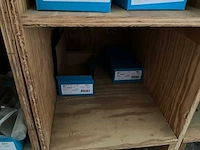 Grote partij divers raam en deurbeslag - afbeelding 33 van  59