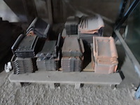 Grote partij diverse dakpannen - afbeelding 9 van  15