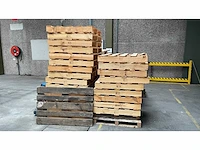 Grote partij diverse houten pallets - afbeelding 1 van  3