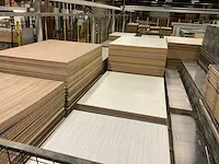 Grote partij diverse houten platen en houten werkbladen - afbeelding 12 van  18