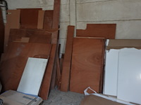 Grote partij diverse houten/plastic platen - afbeelding 3 van  10