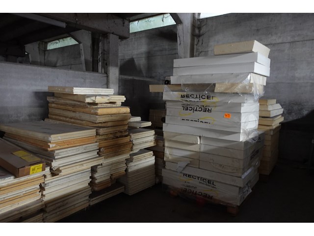 Grote partij diverse isolatiepanelen - afbeelding 1 van  8