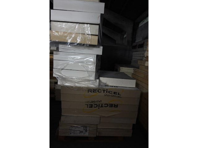 Grote partij diverse isolatiepanelen - afbeelding 7 van  8