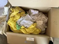 Grote partij diverse kledij - afbeelding 10 van  12