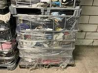 Grote partij diverse kleding - afbeelding 7 van  13