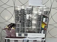 Grote partij diverse lenzen en diverse accessoires voor brillen - afbeelding 3 van  29