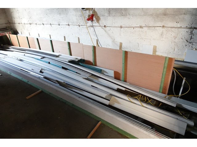 Grote partij diverse plastic glaslatten/profielen kömmerling - afbeelding 6 van  15