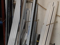 Grote partij diverse plastic glaslatten/profielen kömmerling - afbeelding 7 van  15