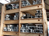 Grote partij diverse plastic raamprofielen kömmerling - afbeelding 7 van  7